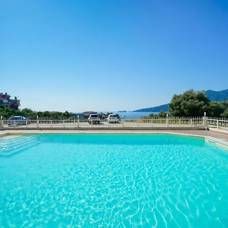 Sunny Thassos Chrysi Ammoudia