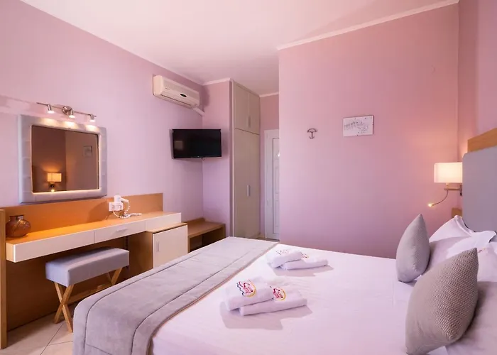 Sunny Thassos 2* クリッシ・アモウディア