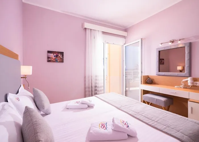 Sunny Thassos クリッシ・アモウディア